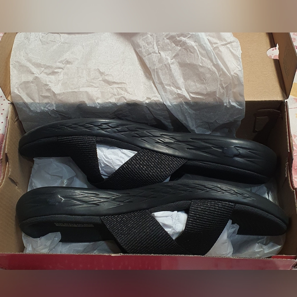 Skechers On-the-GO 600 - Glistening Black Slide Sandals (Size 11 US Women)